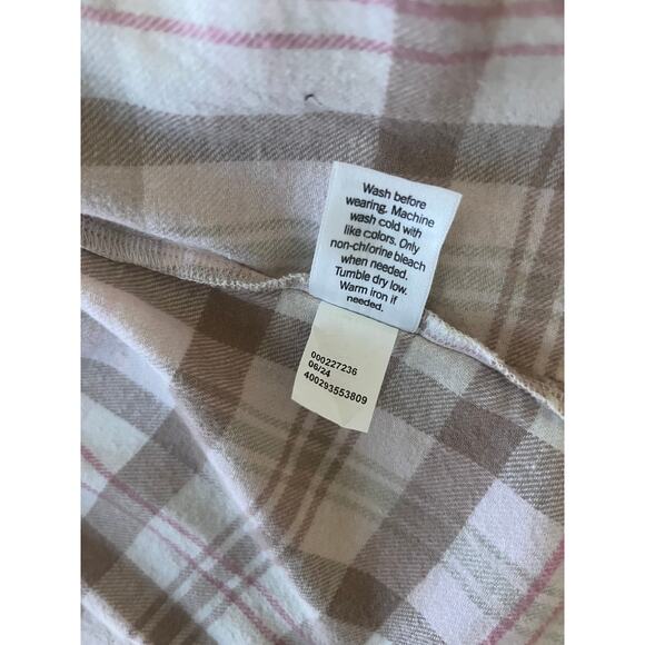 NWT-Croft & Barrow Beige/Tan & Pink Plaid Flannel Long Sleeve Button Up, Sz L - Picture 10 of 10